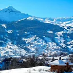 Mit Bergblick By Interhome *